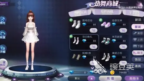 90后必玩经典游戏推荐：2025年后经典游戏全解析
